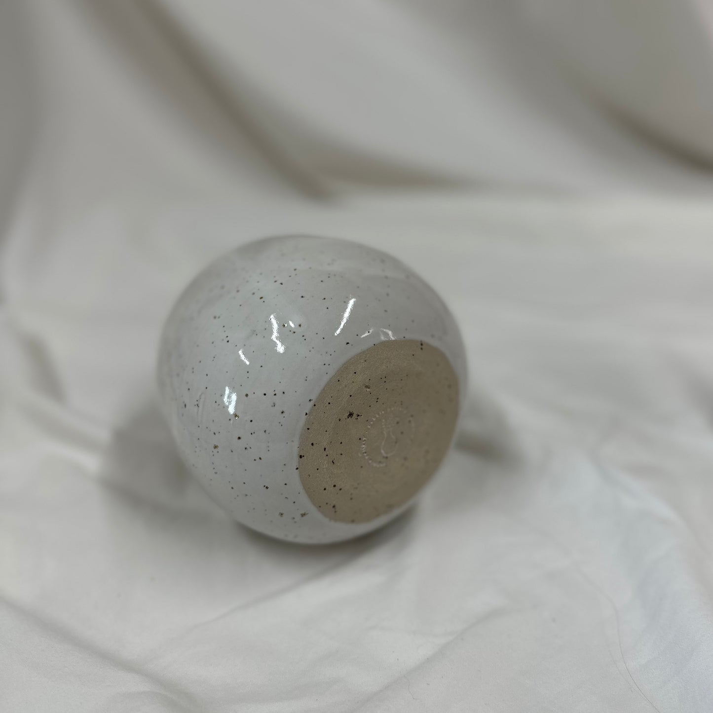 Pebble Vase 18