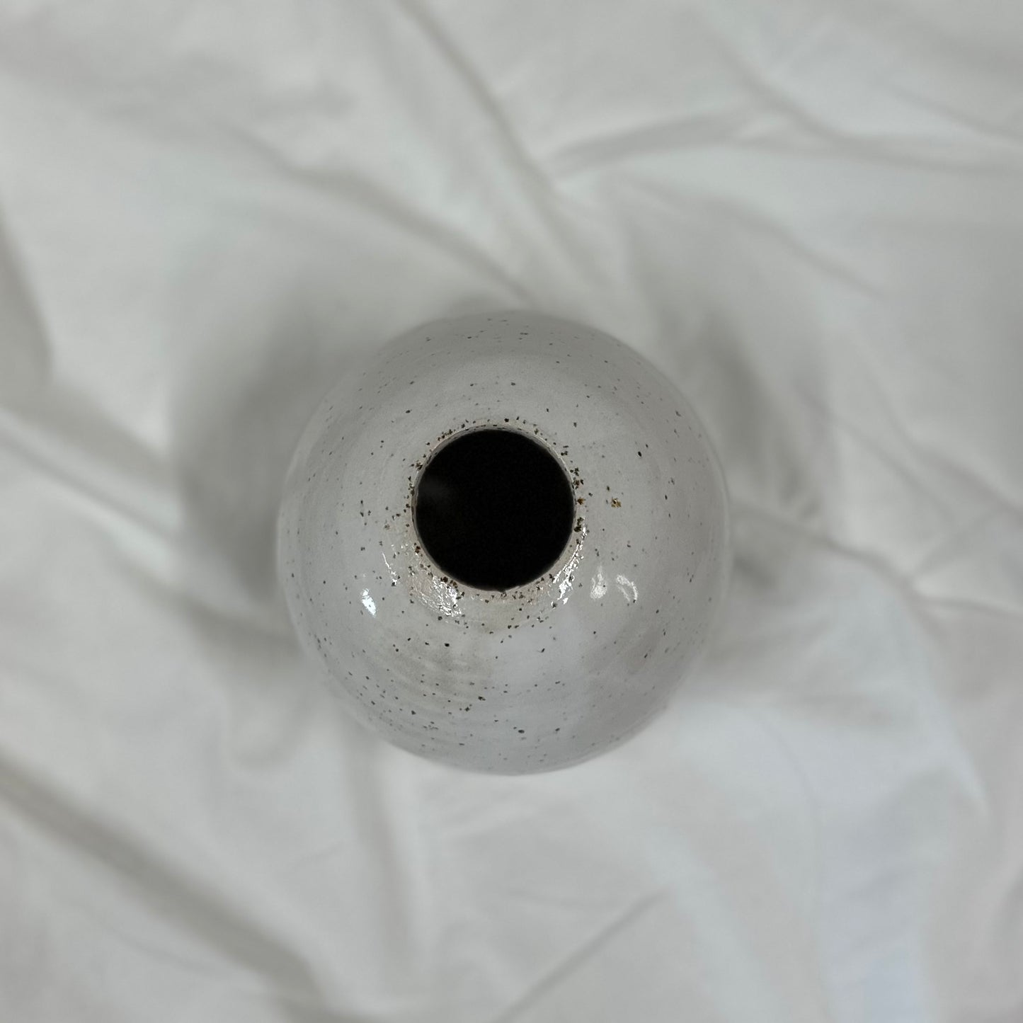 Pebble Vase 18